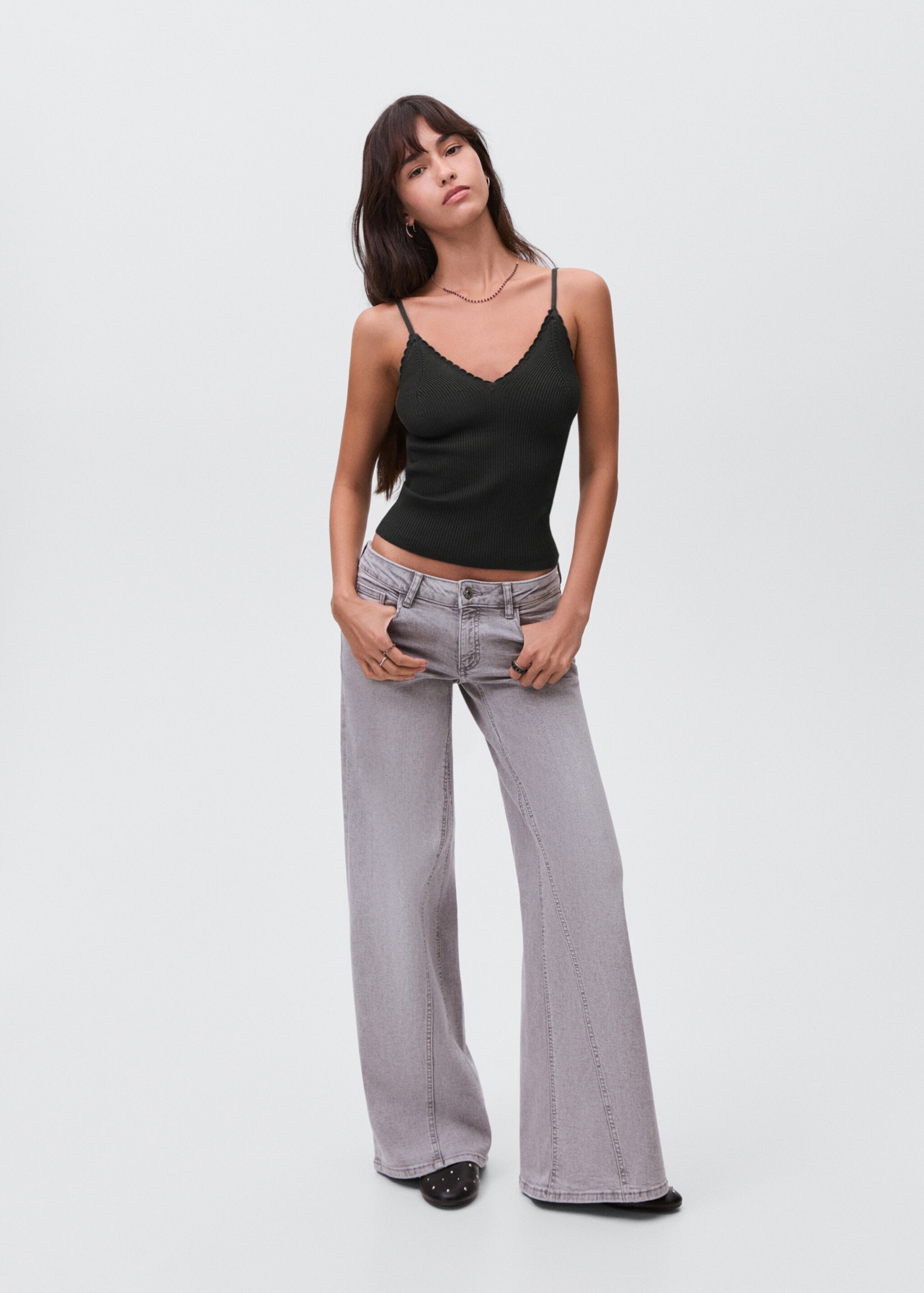 Top de malha com ondas - Plano geral