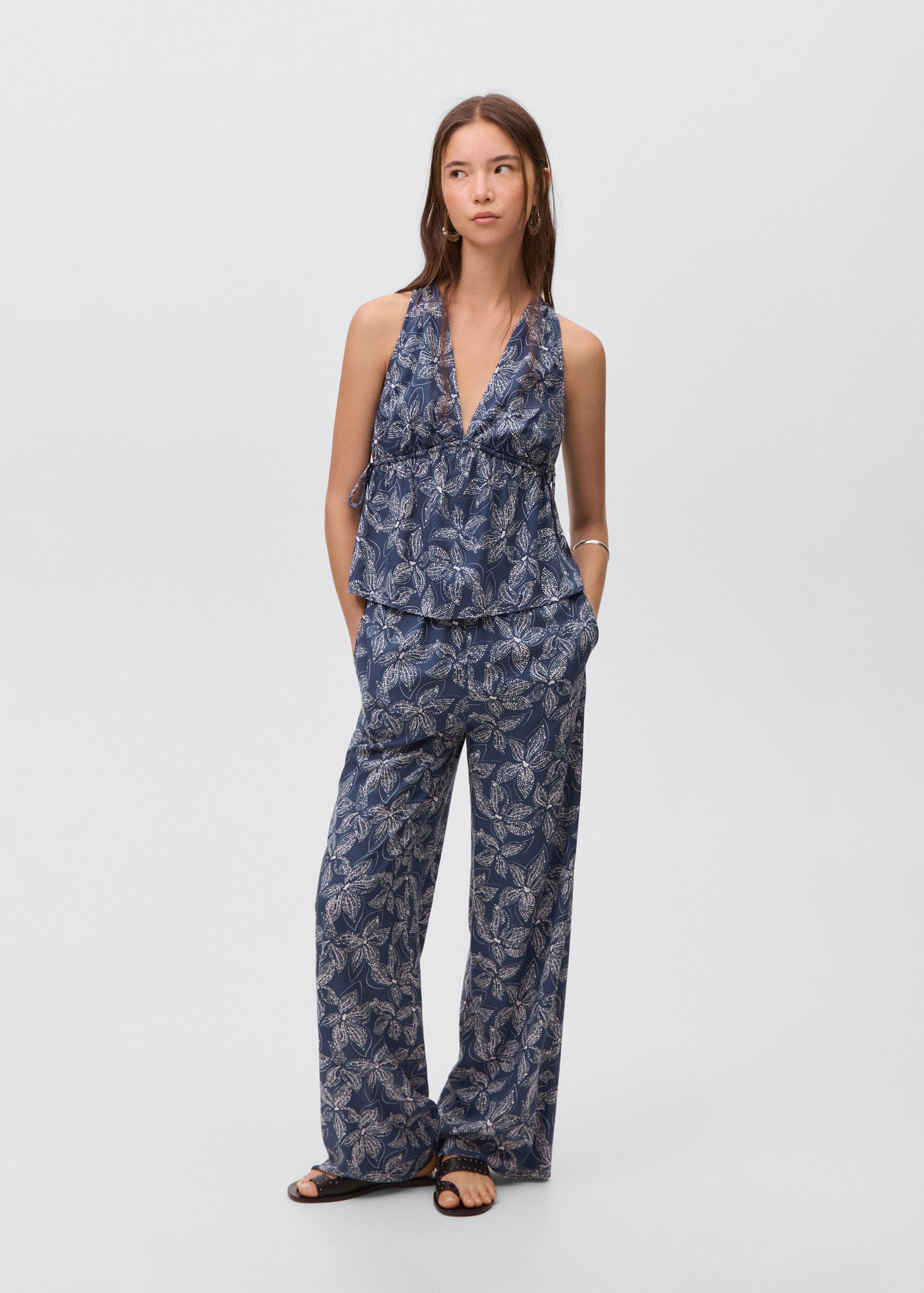 Pantalon en imprimé à fleurs - Plan général
