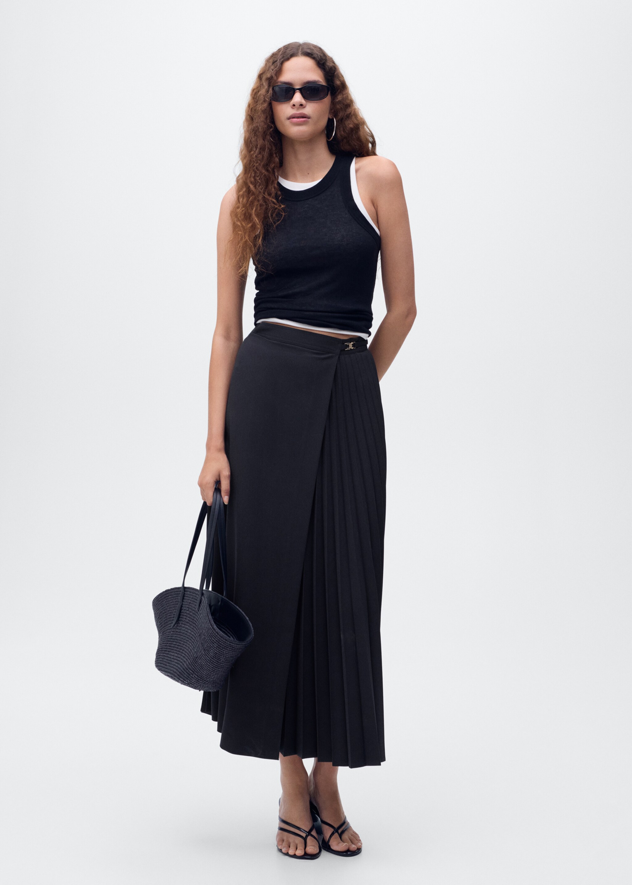 Pleated crossover skirt - General plane, Navy. Ref: 17094070-00.