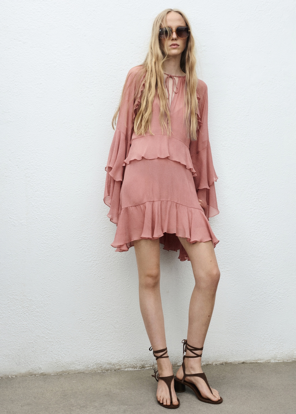 Flared dress with ruffled sleeves
