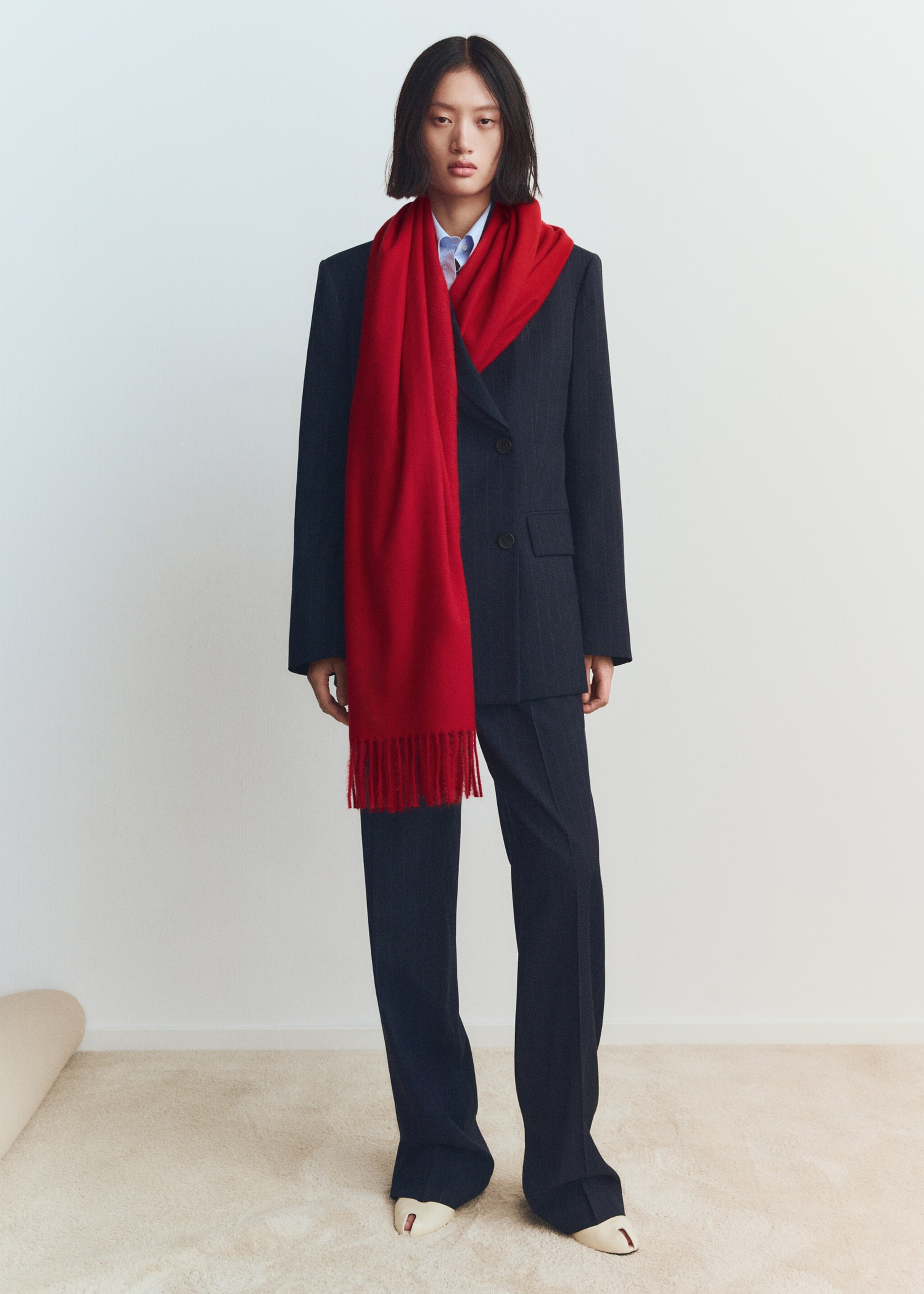 Fringed edge scarf - General plane, Red. Ref: 17095145-00.