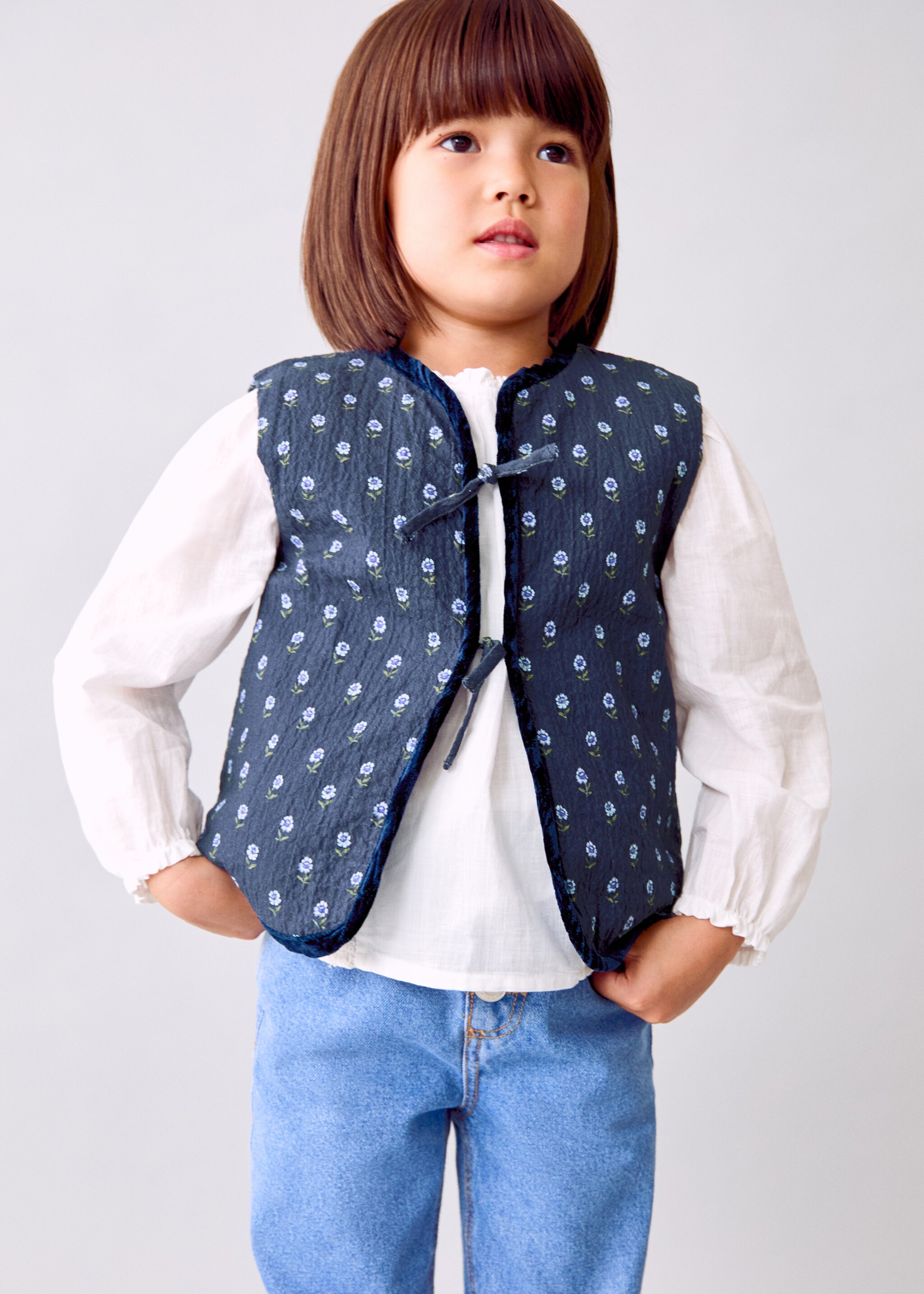 Floral quilted gilet - General plane, Navy. Ref: 17095161-00.