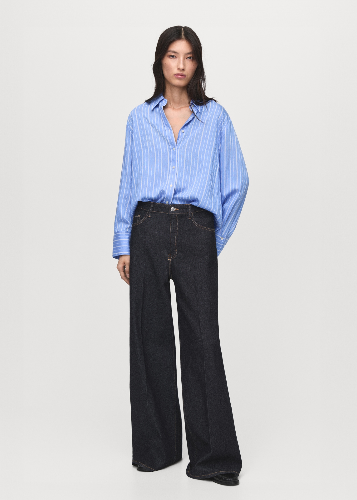 Striped straight shirt - General plane
