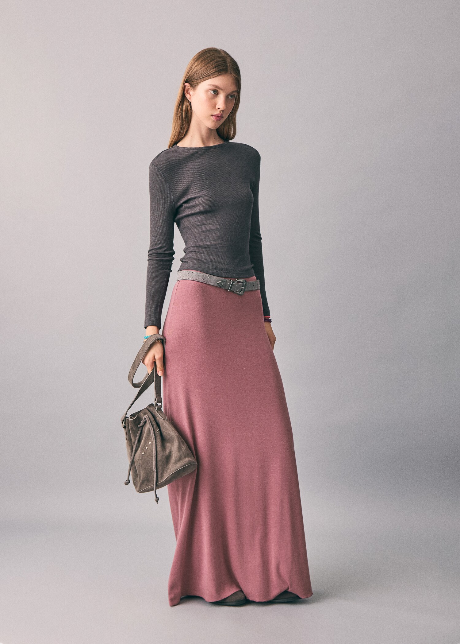 Long flared skirt - General plane