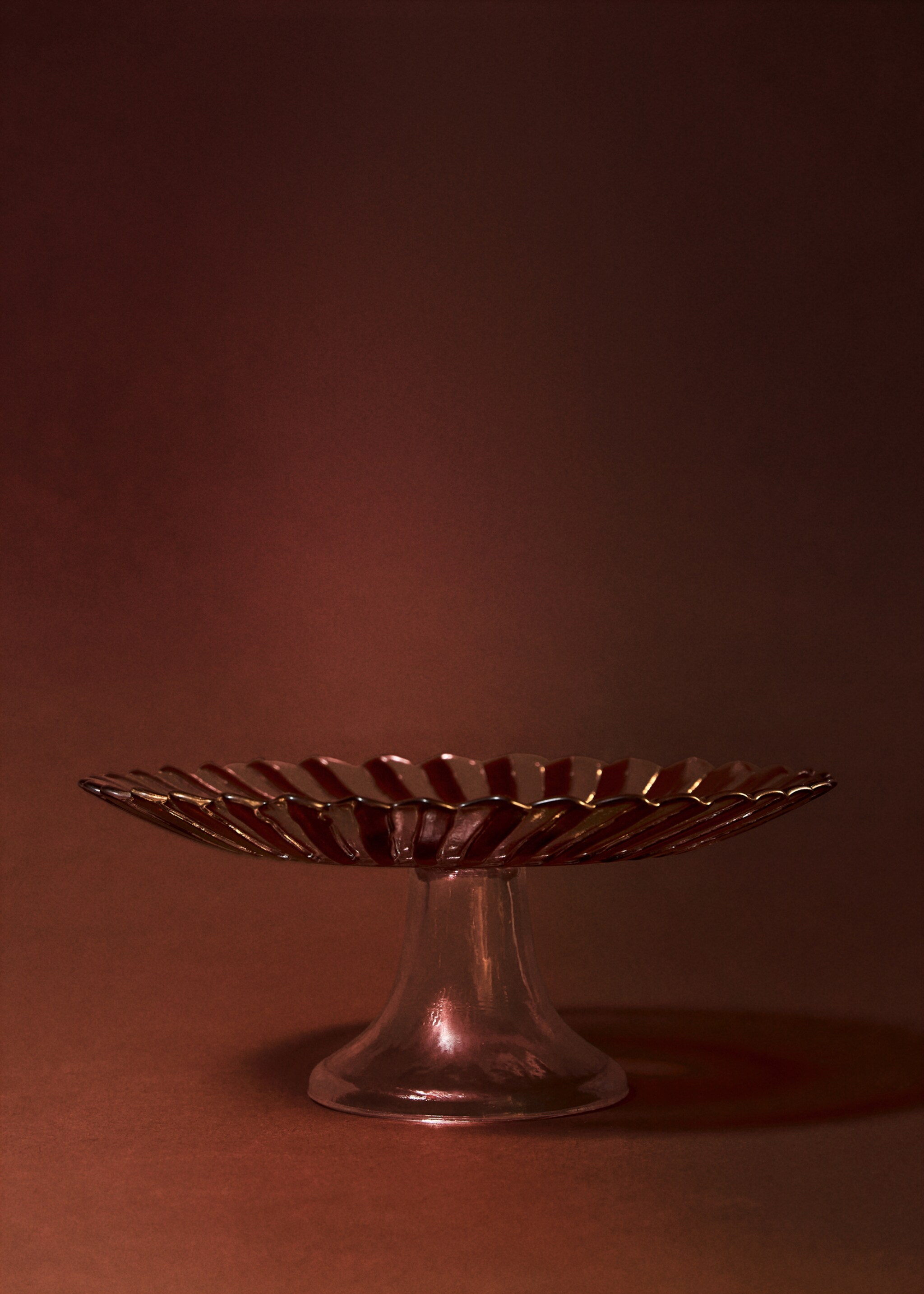 Glass cake stand with spiral print - General plane, Red. Ref: 17097778-00.