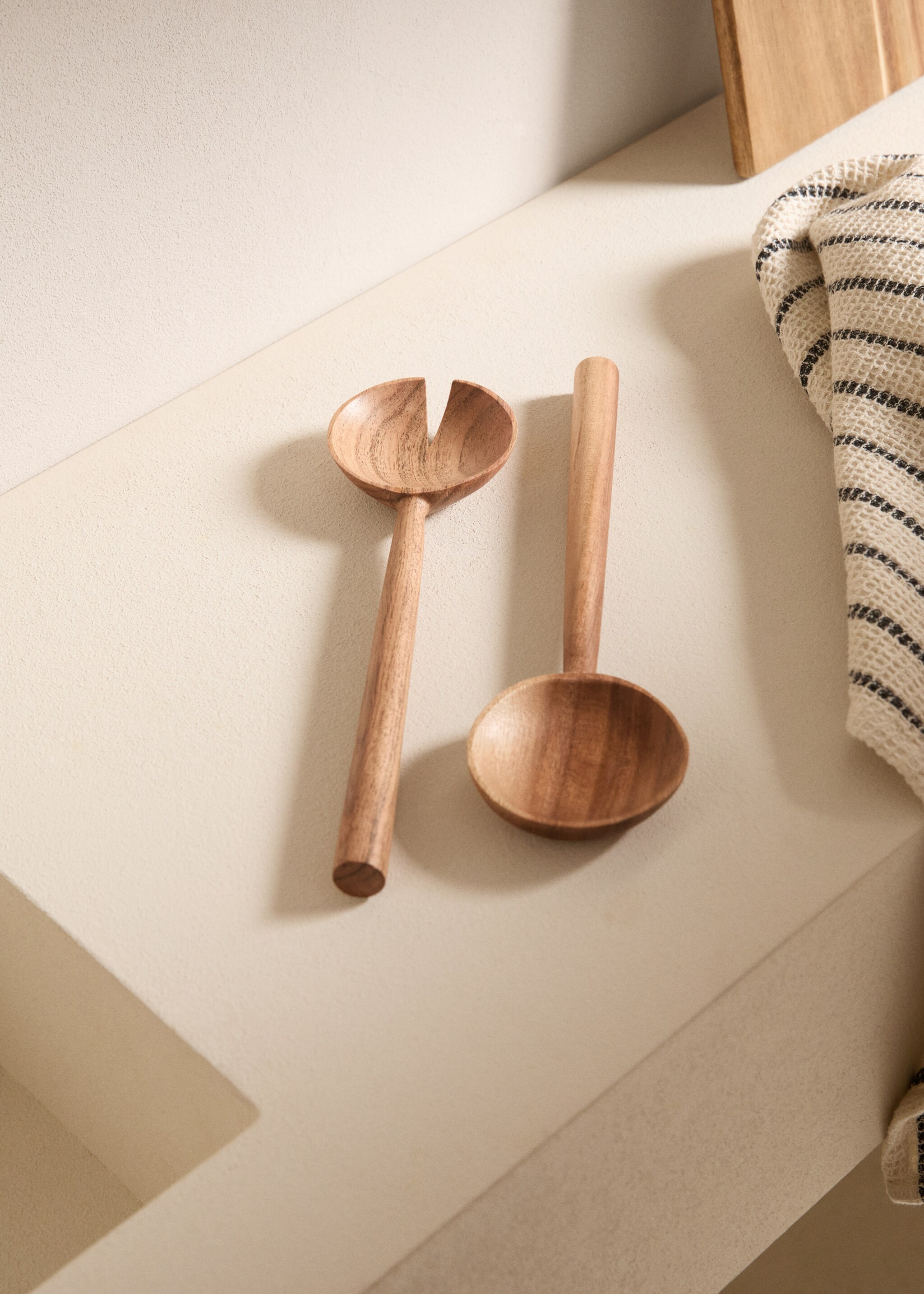 Lot de couverts de service 2 pièces bois d'acacia - Plan général