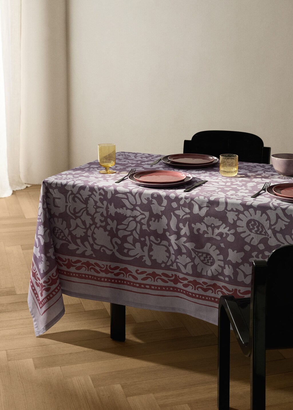 Mango Home Printed Canvas Tablecloth For 8 To 10 Diners Plum