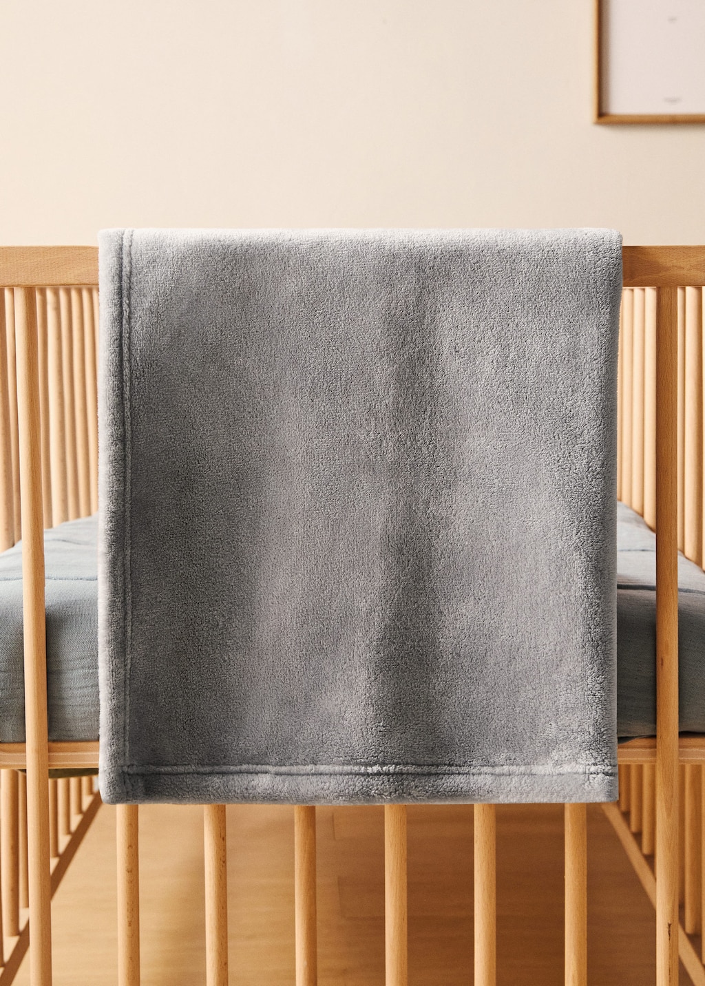 Mango Home Children's Fleece Blanket Light/pastel Grey In Gray