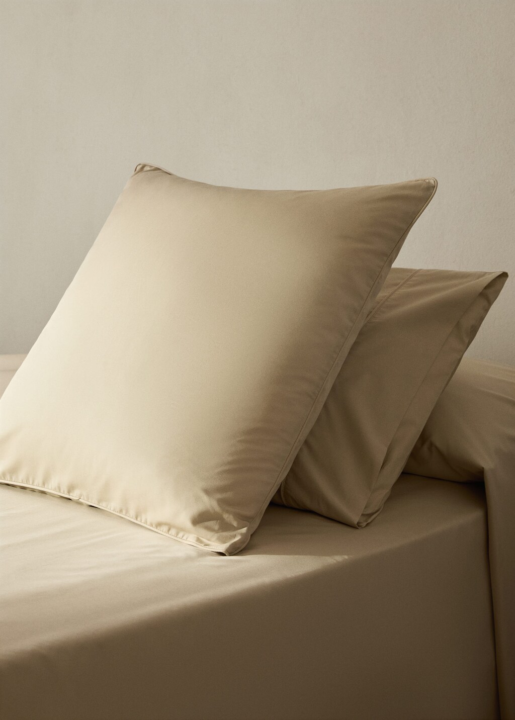 Mango Home Deux Taies D'oreiller Percale De Coton 500 Fils Détail Passepoilé Arrondi 50x75 Cm Beige - Home - 50