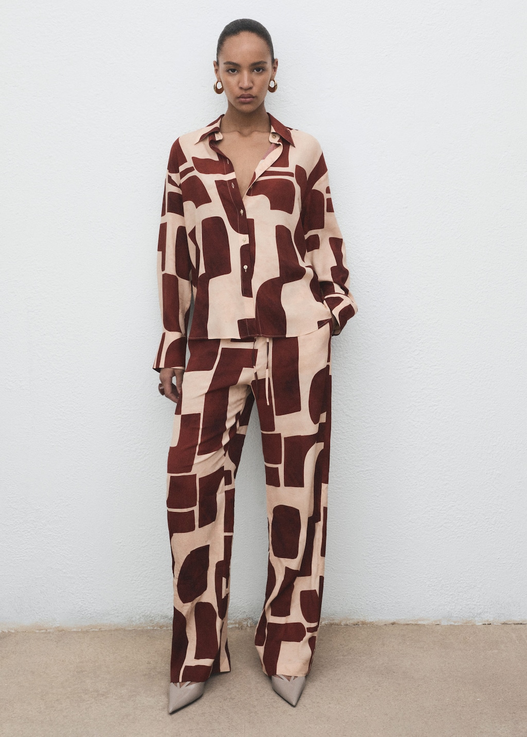 Geometric print shirt ecru - Woman - 6 - MANGO