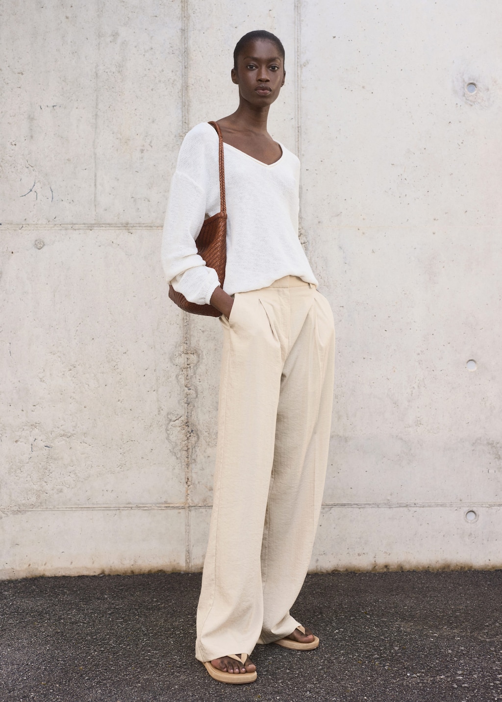 Wide leg pleated trousers light/pastel grey - Woman - 10 - MANGO
