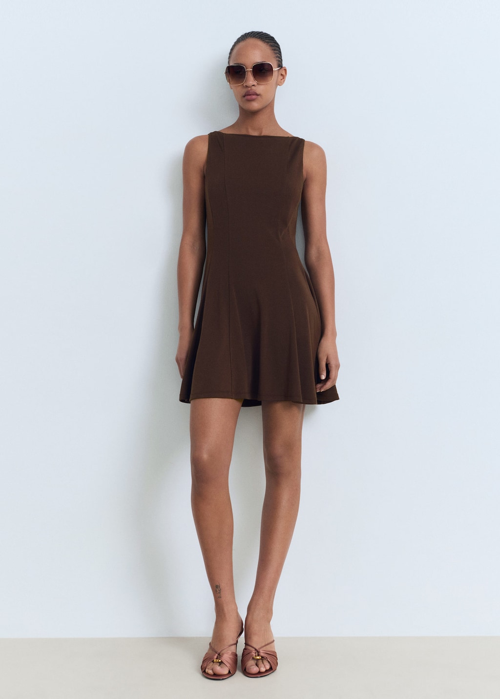 Pleated A-line dress chocolate - Woman - 8 - MANGO