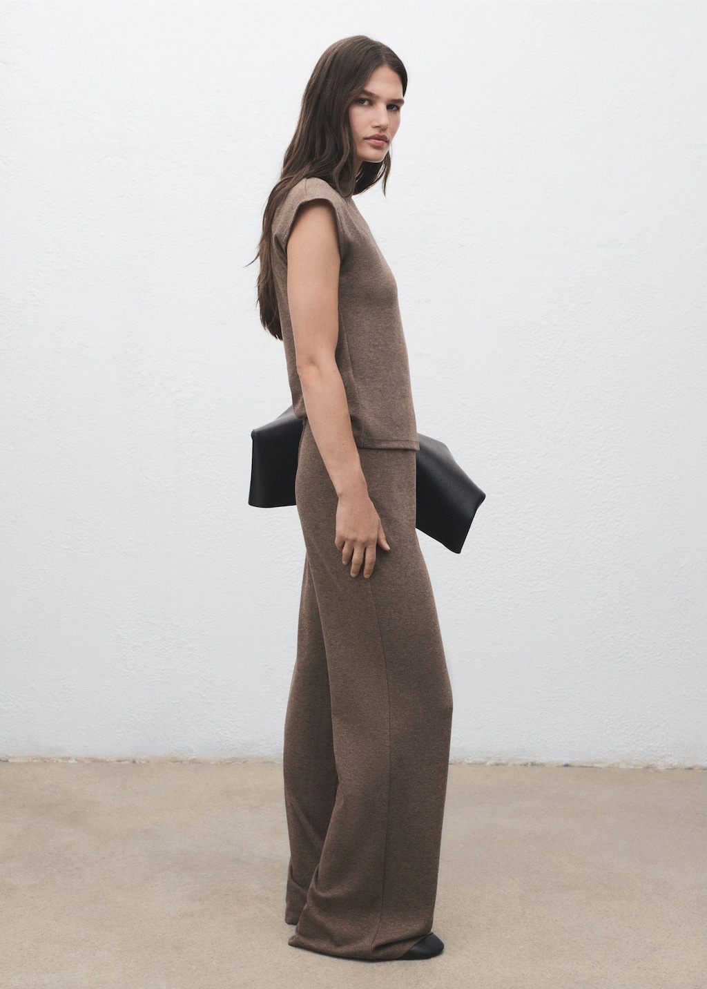 Knitted trousers with elastic waistband medium brown - Woman - M - MANGO