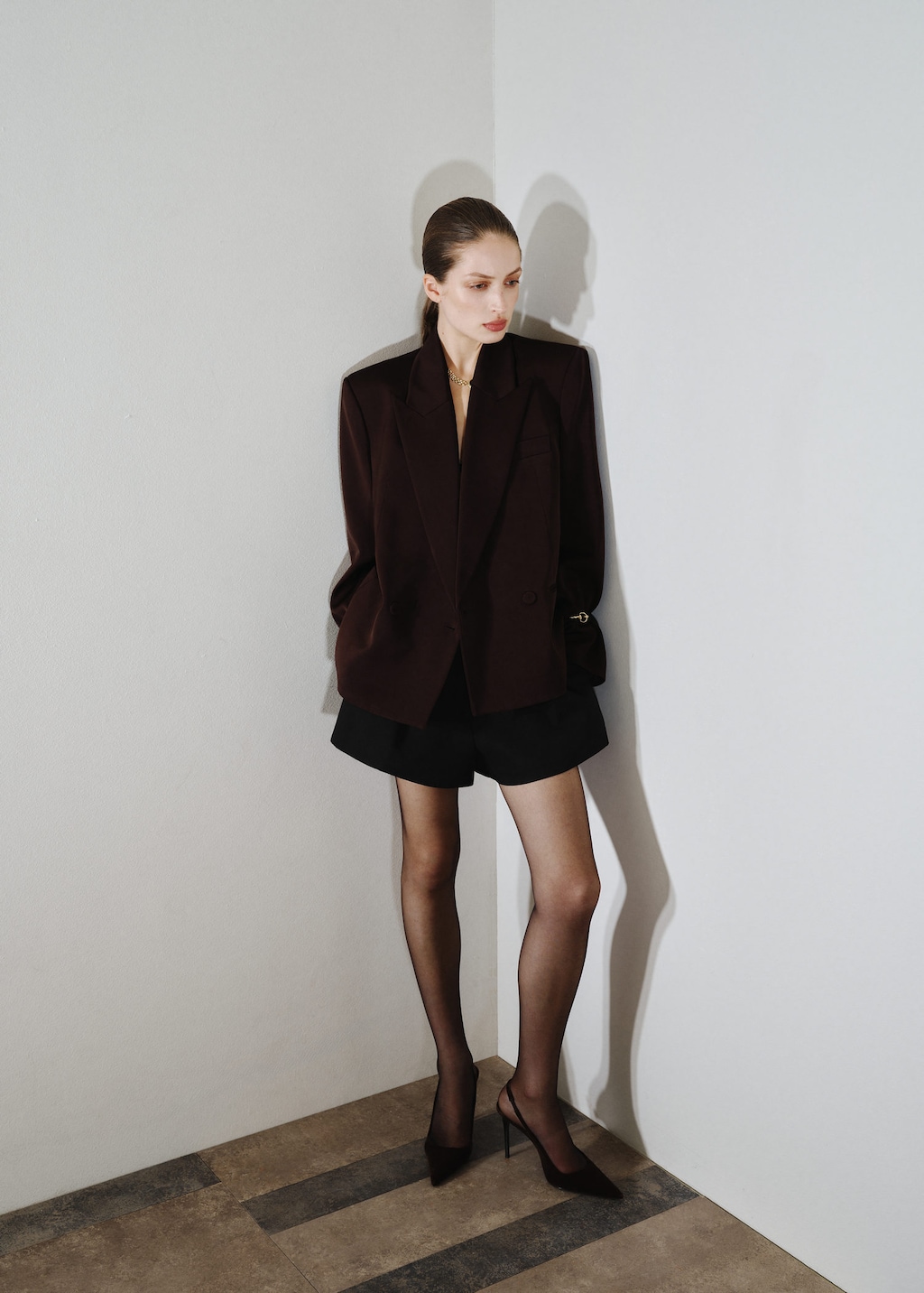 Mango Short Taille Haute Pinces Noir - Femme - 38 - In Black