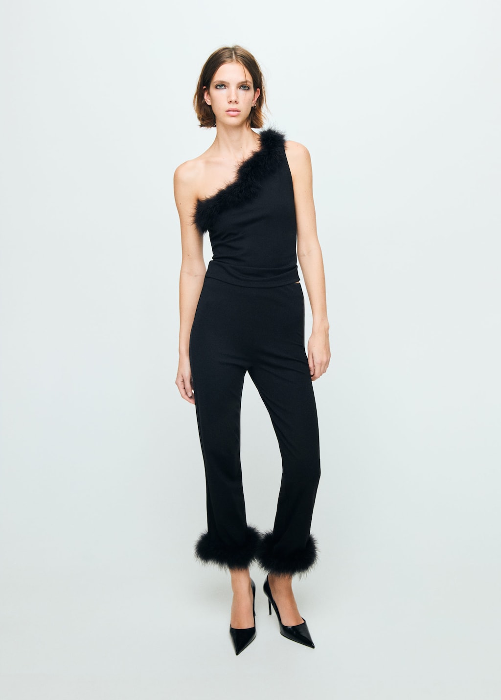 Mango Capri Trousers With Feathers Black