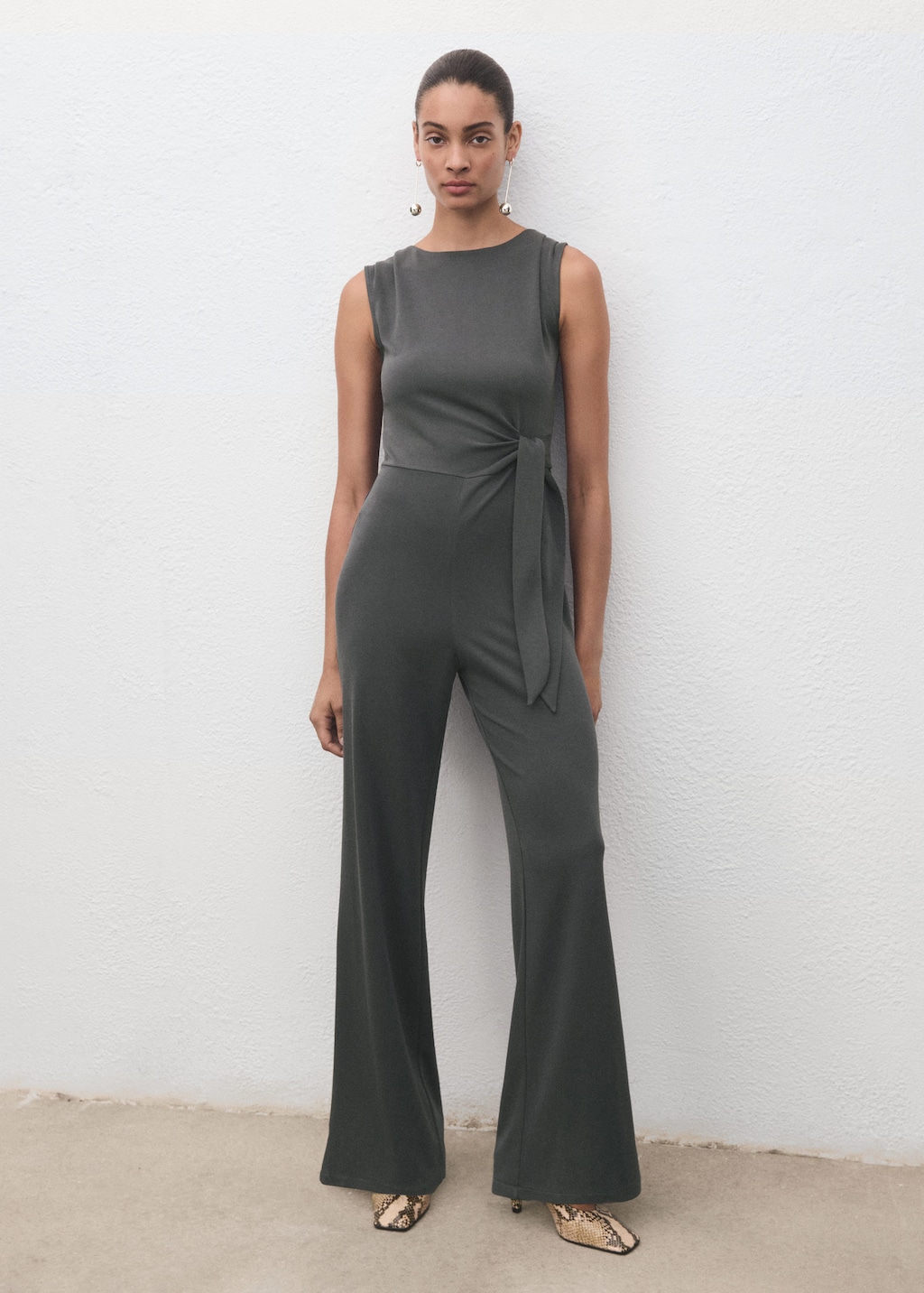 Long jumpsuit with knot charcoal - Woman - 1XL - MANGO