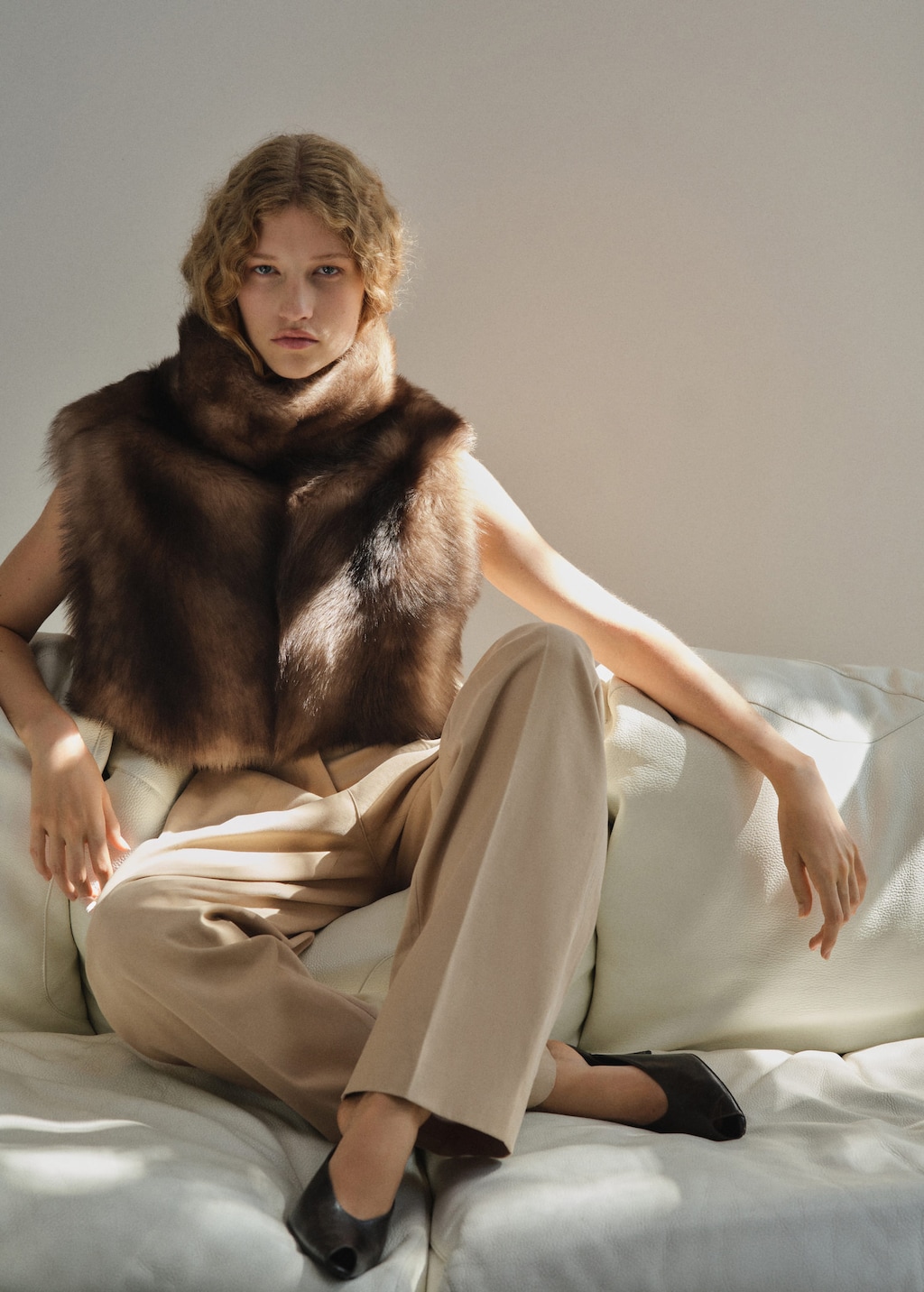 Mango Fur-effect Turtleneck Waistcoat Brown