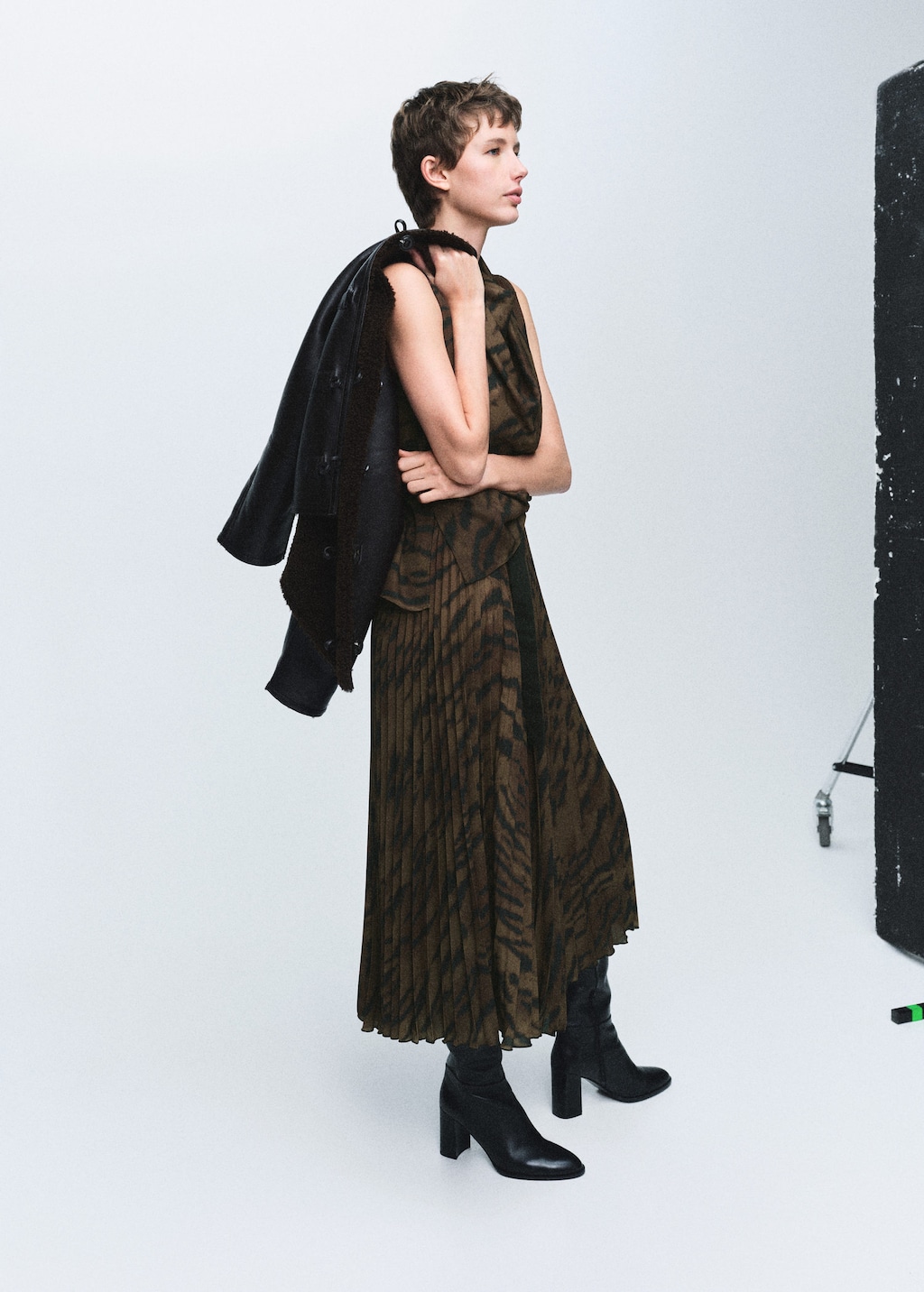Mango Pleated Skirt With Belt Brown In Multi