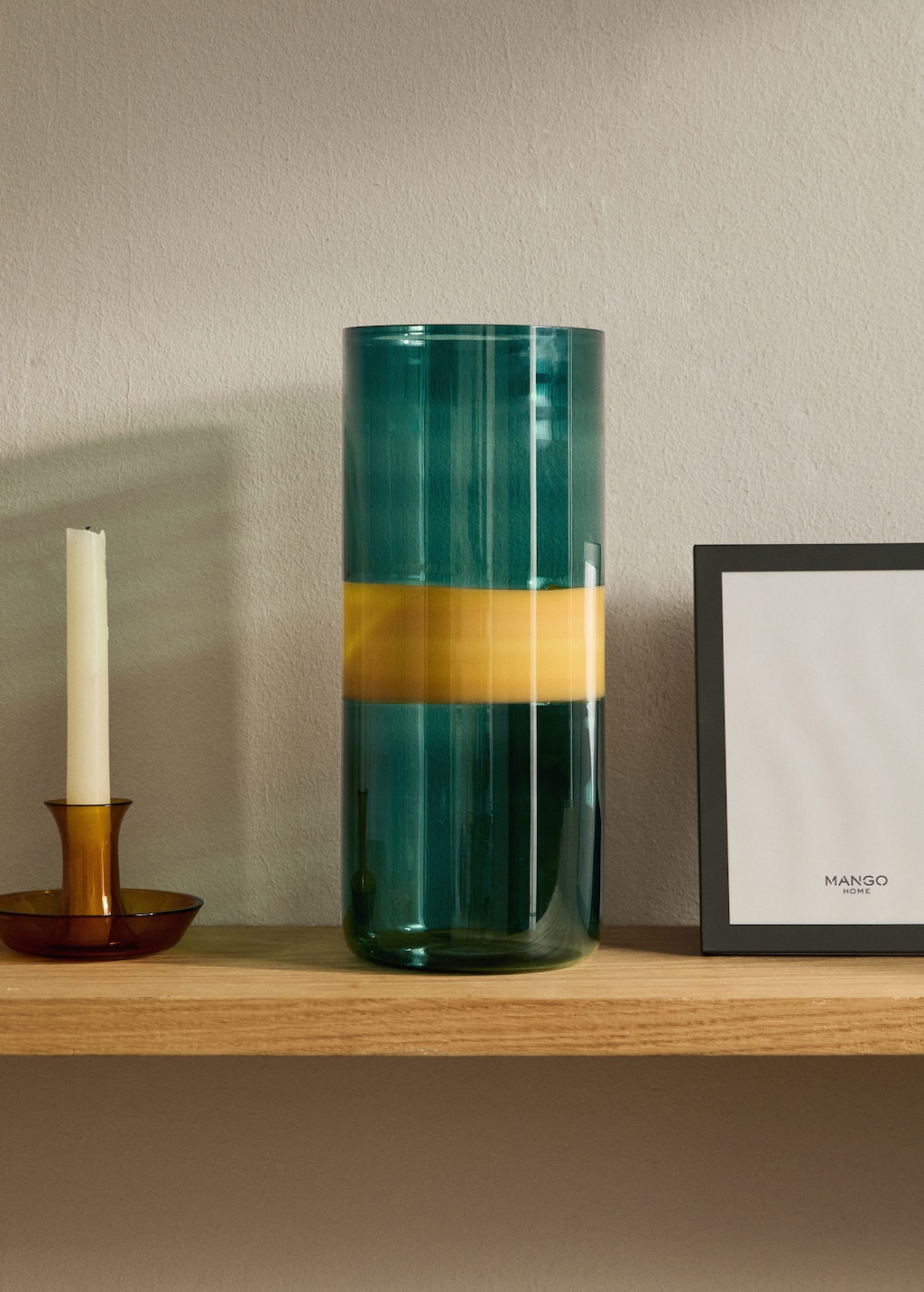 Mango Home Borosilicate Coloured Glass Vase Green