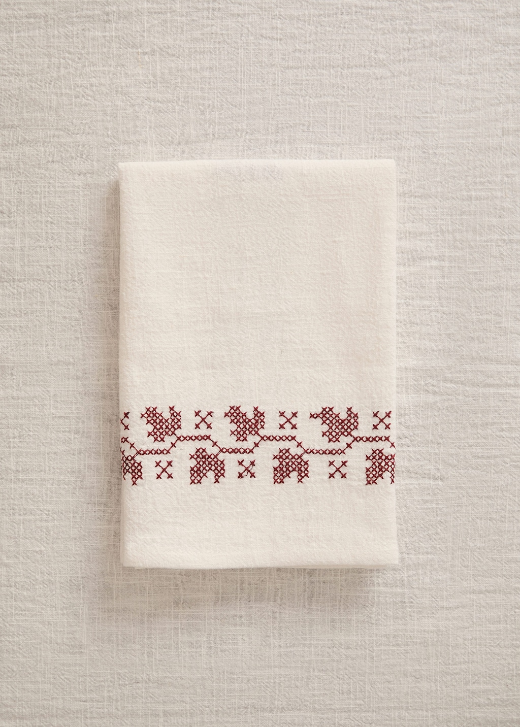Mango Home Ramie Cotton Tablecloth Napkins With Embroidered Details White