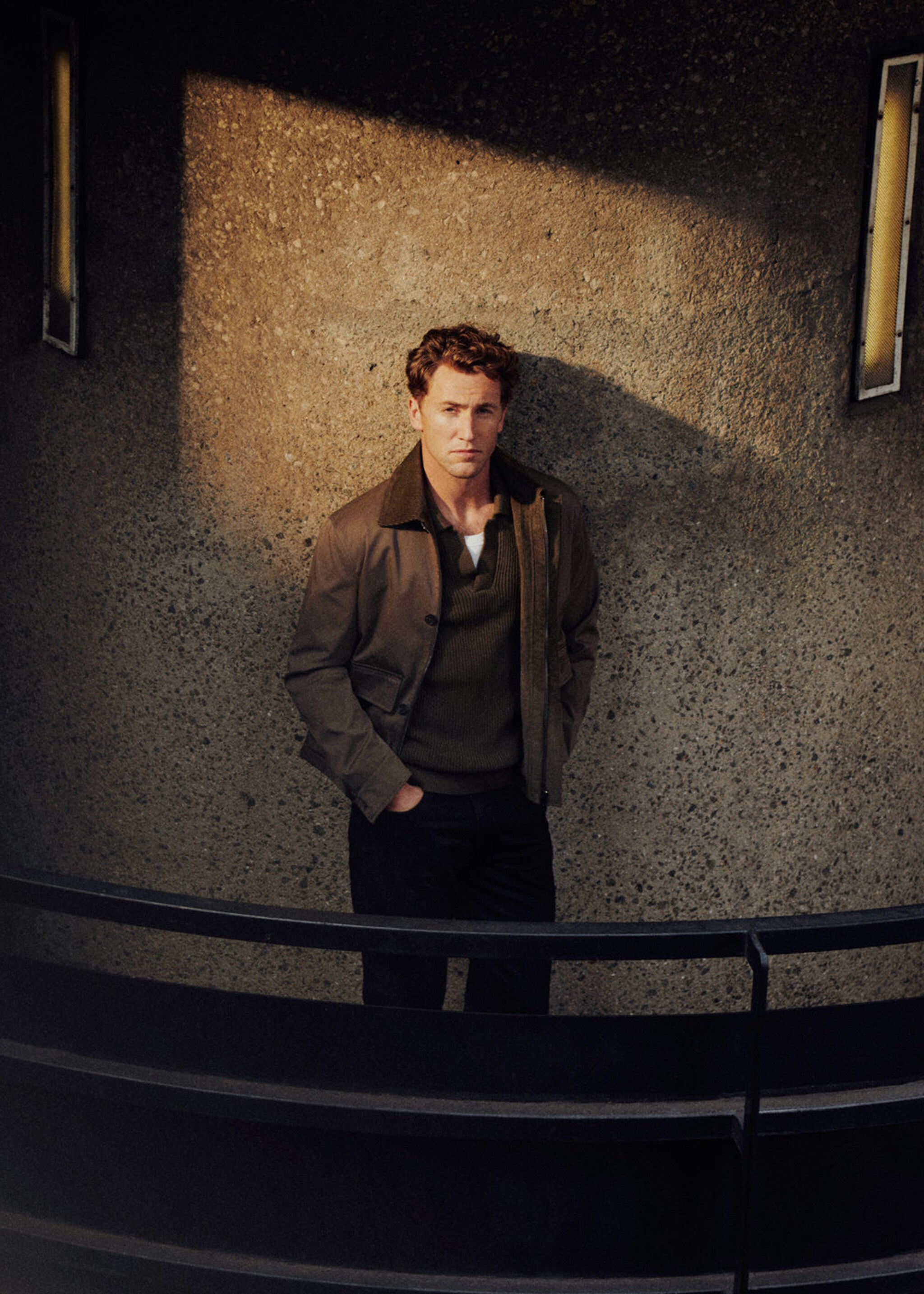 Water-repellent jacket with corduroy collar - Panoramic plane, Olive Green. Ref: 17005973-00.