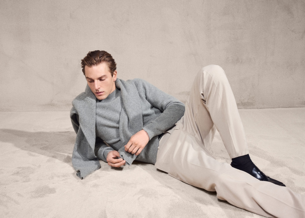 Regular-fit pleated pants