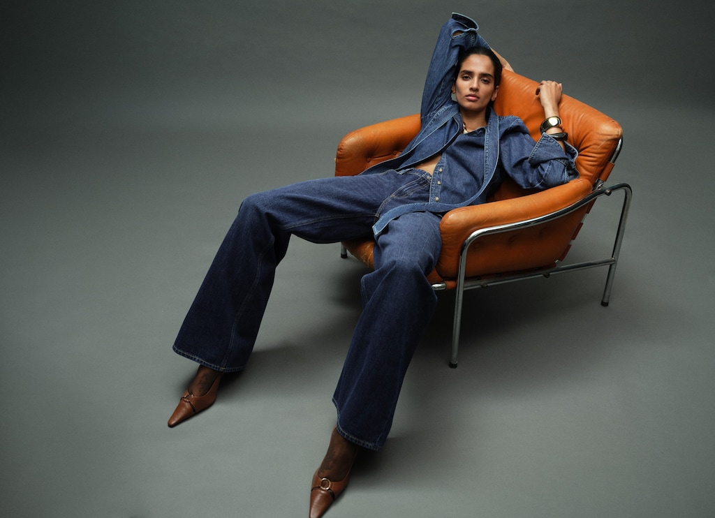 Denim shirt with bow