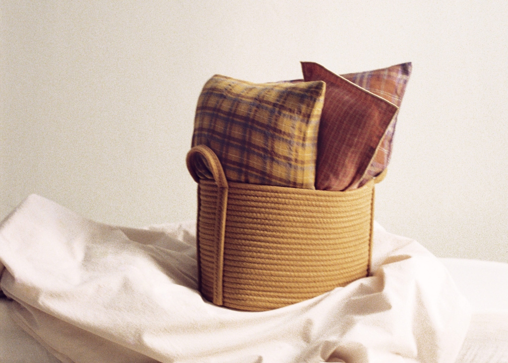 Multi-colored checked children's cushion cover 40x60 cm