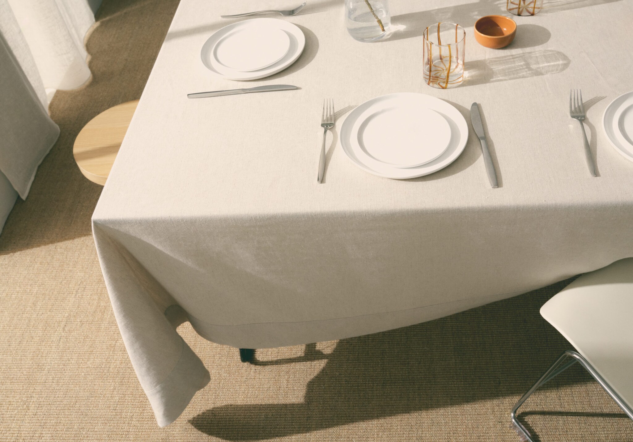 Linen tablecloth for 6 to 8 diners - Panoramic plane