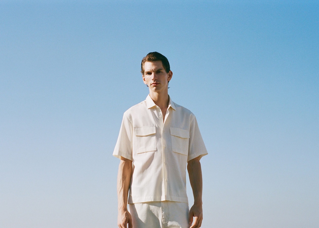 Regular-fit cotton shirt with pocket