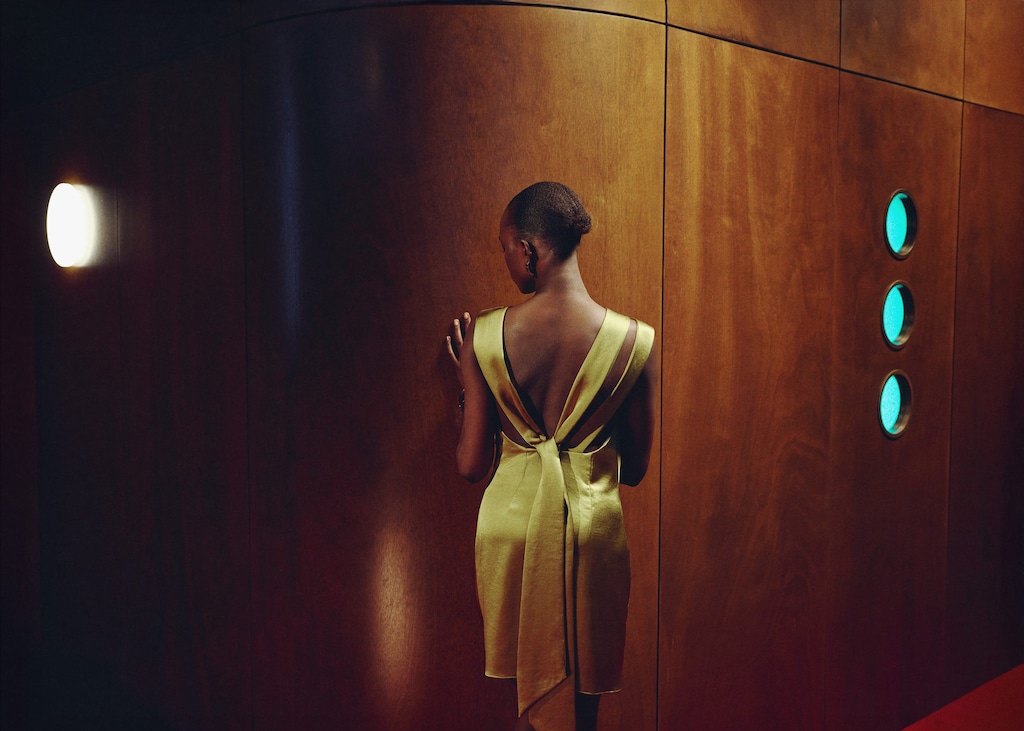 Open-back satin-effect dress