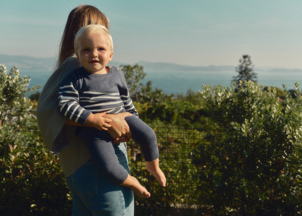 Ribbed knitted leggings