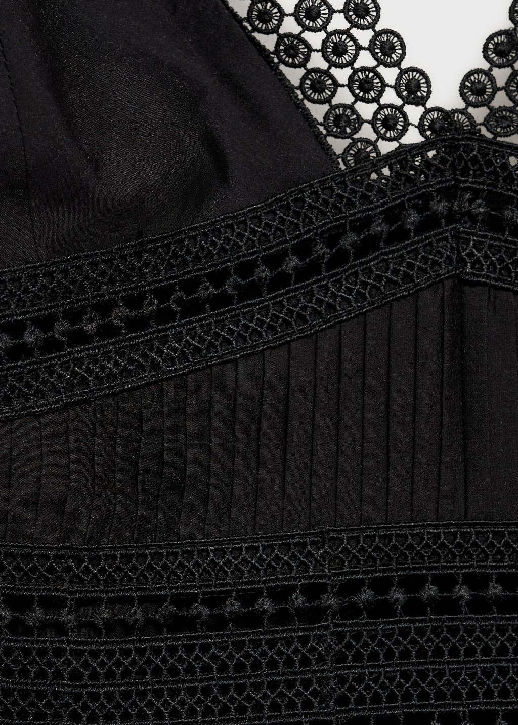 Long dress with lace details