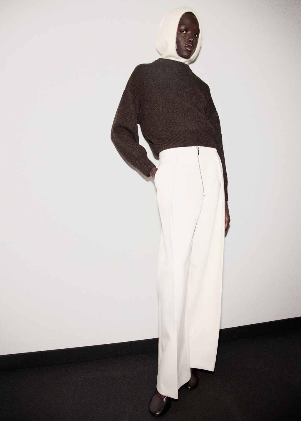 Oversize knit sweater