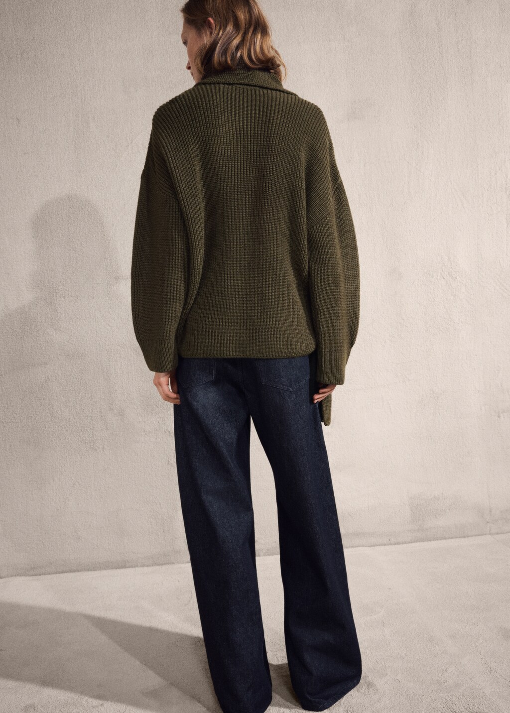 Knitted sweater with scarf