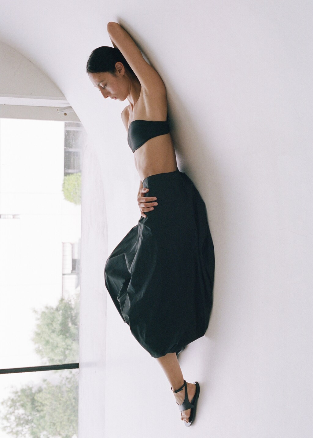 Leather straps sandals