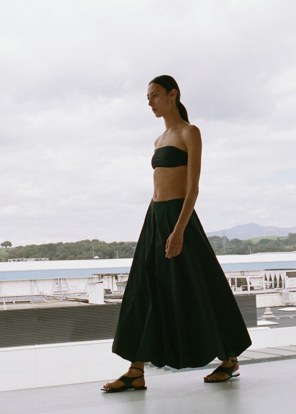 Leather straps sandals