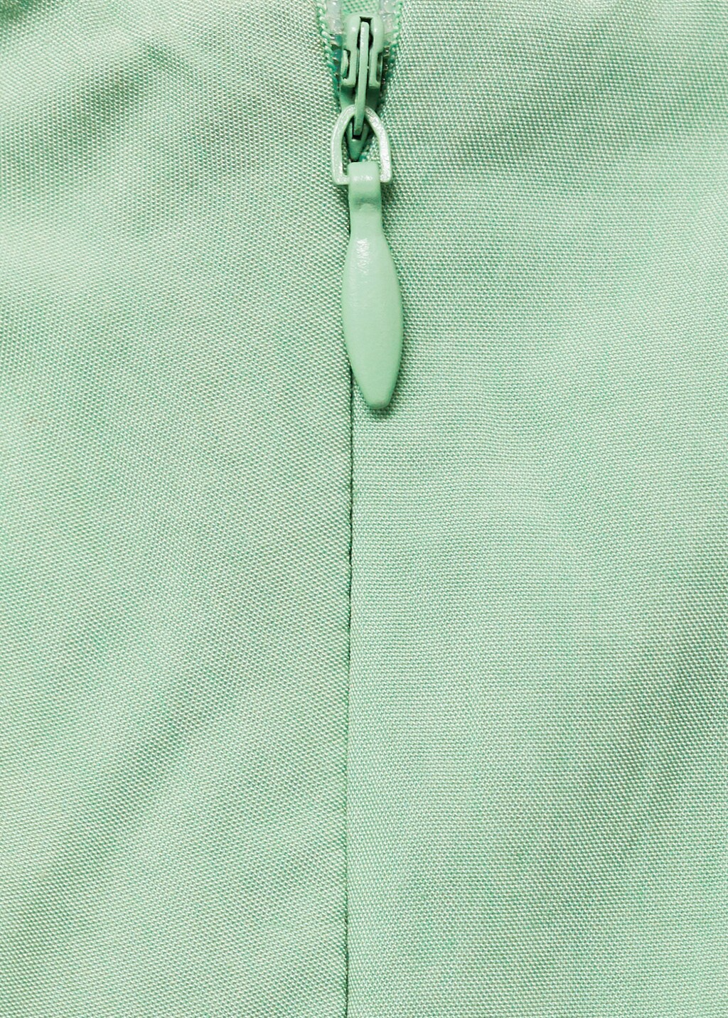 Midi-dress with pleats