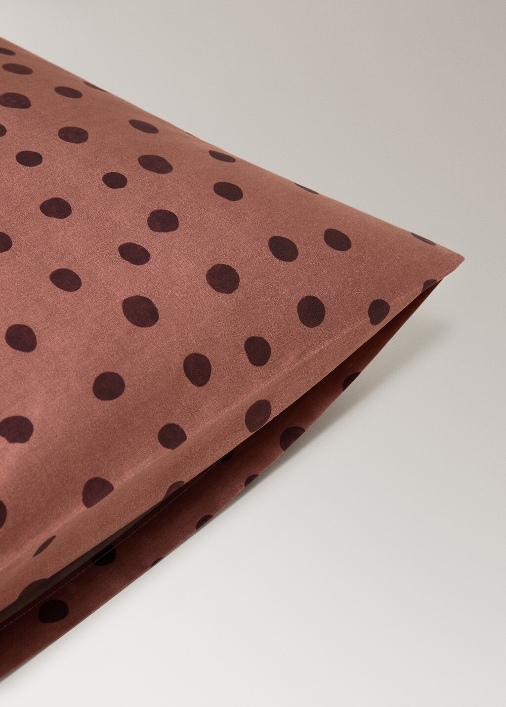 Two pillowcases cotton percale 200 thread count polka dot print 50x75 cm