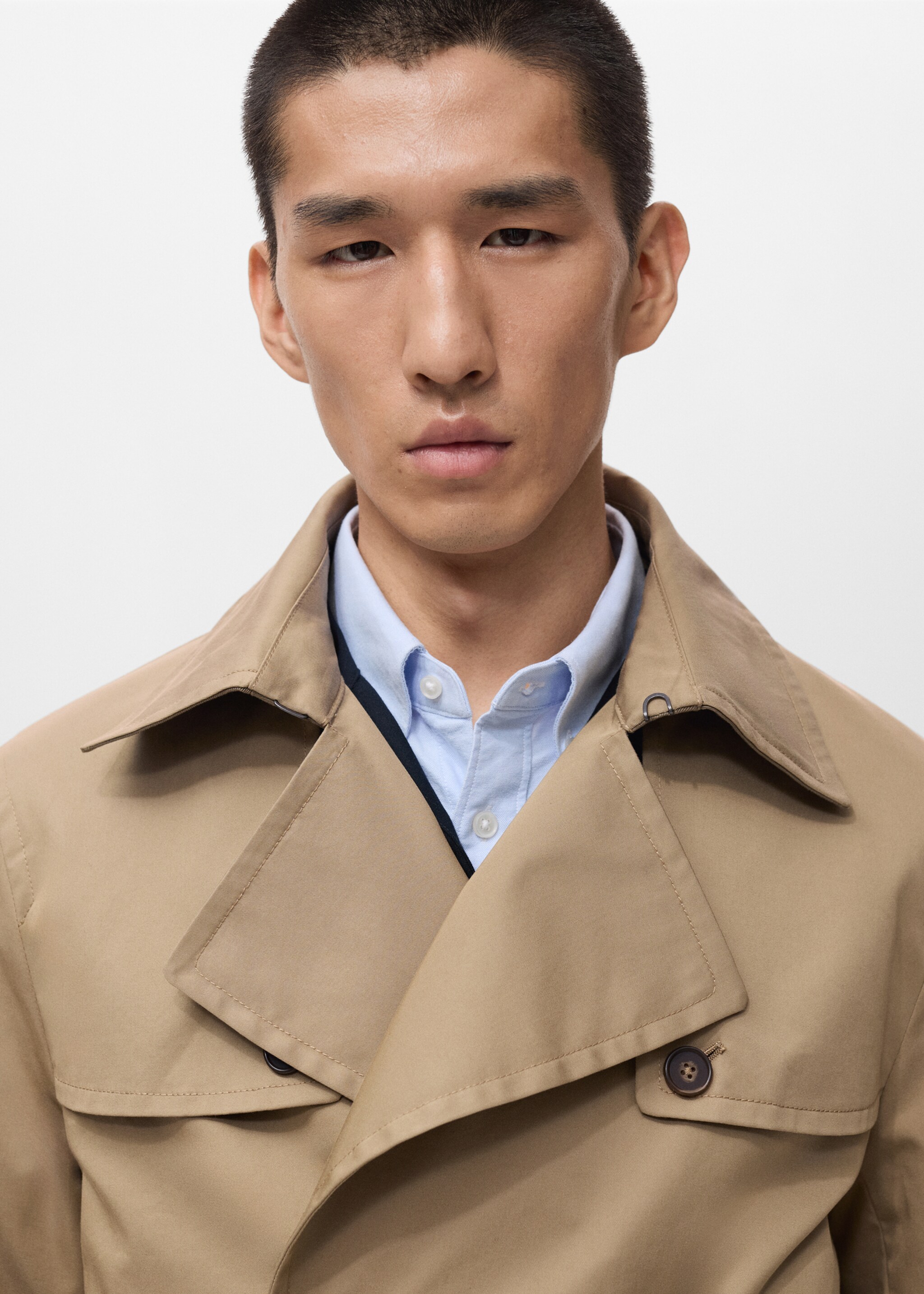 Water-repellent belted trench coat - Details of the article 1, Beige. Ref: 17015970-02.