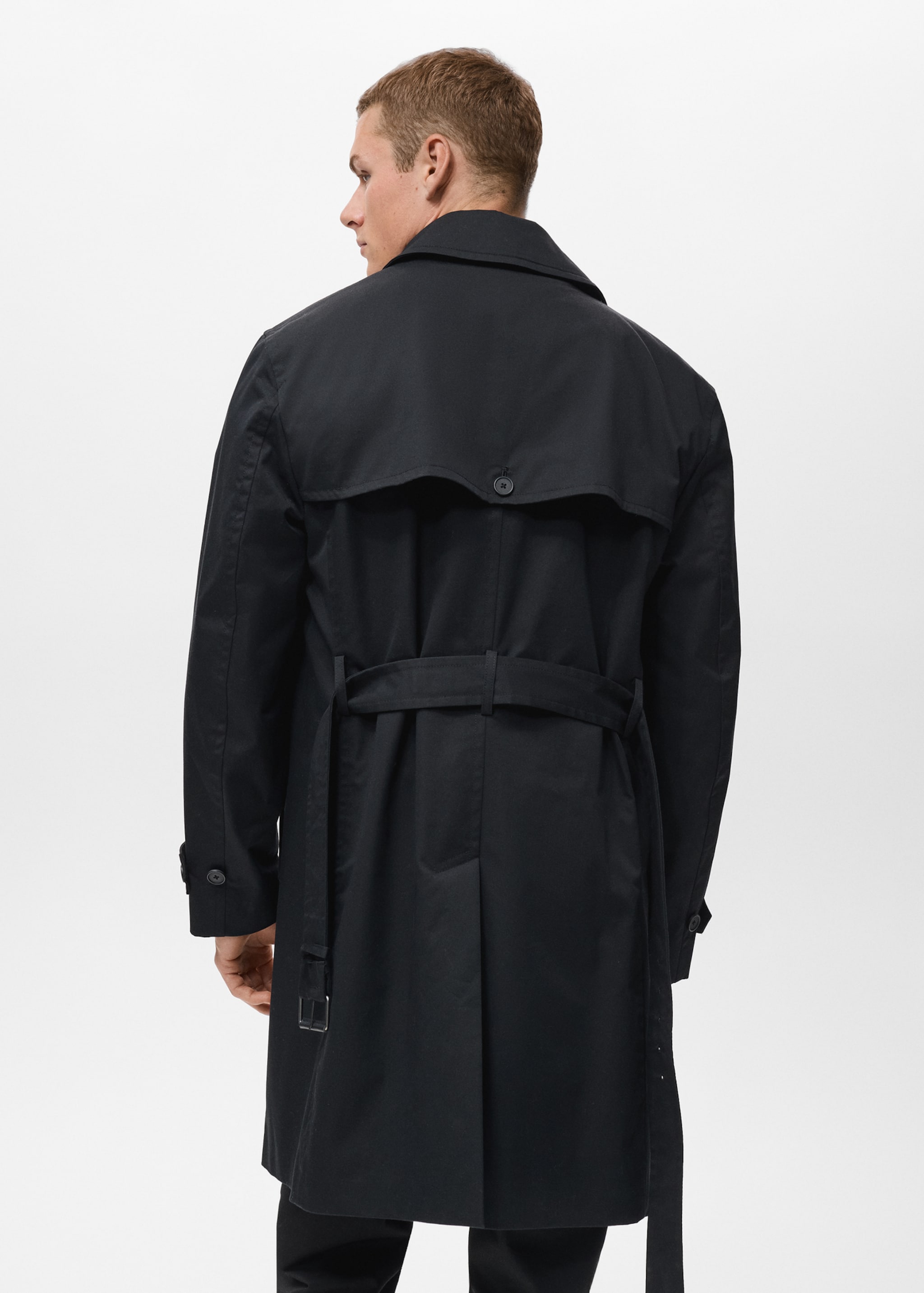Water-repellent belted trench coat - Reverse of the article, Black. Ref: 17015970-01.