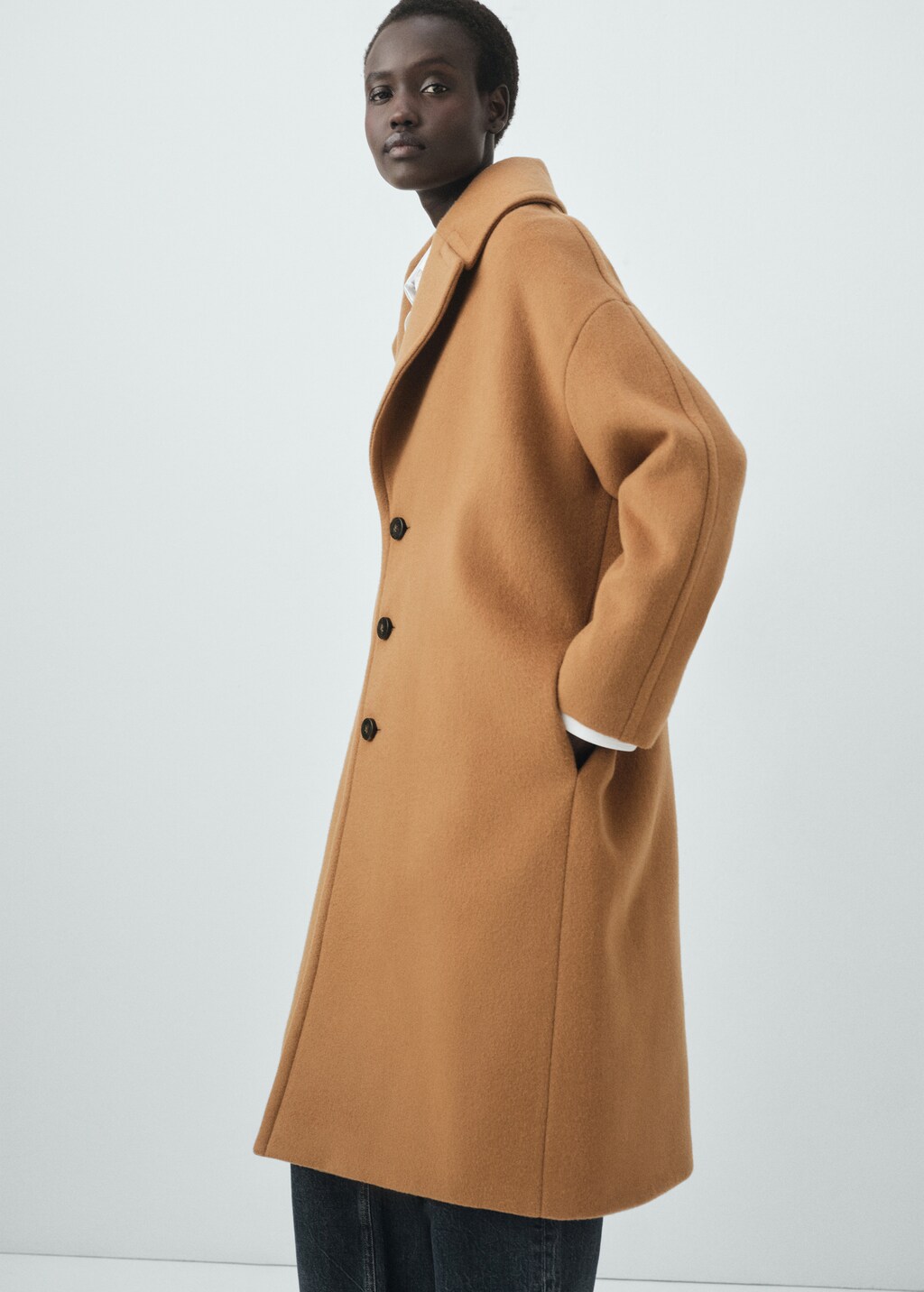 Lapel Manteco wool coat