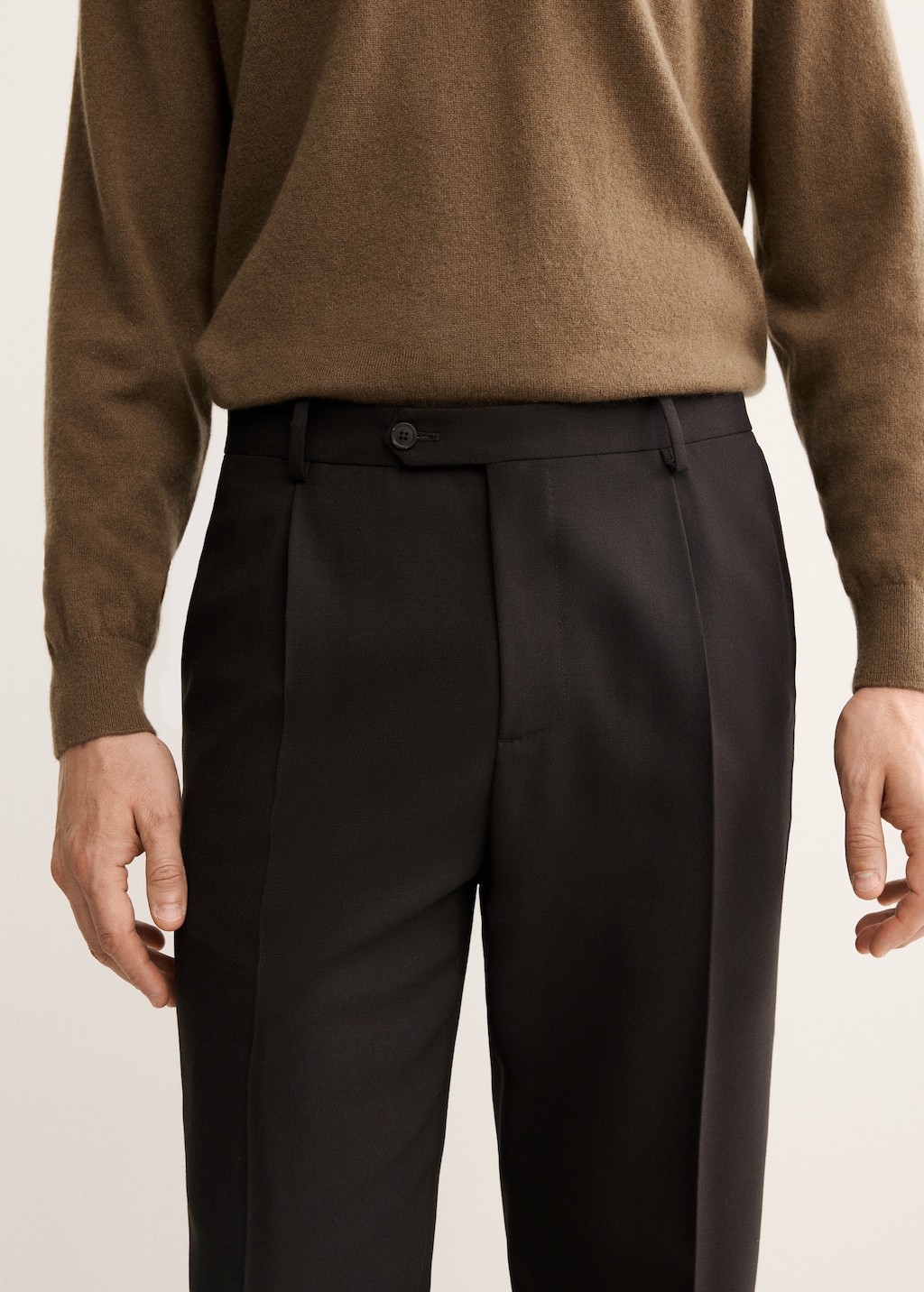 100% Italian wool smart pants
