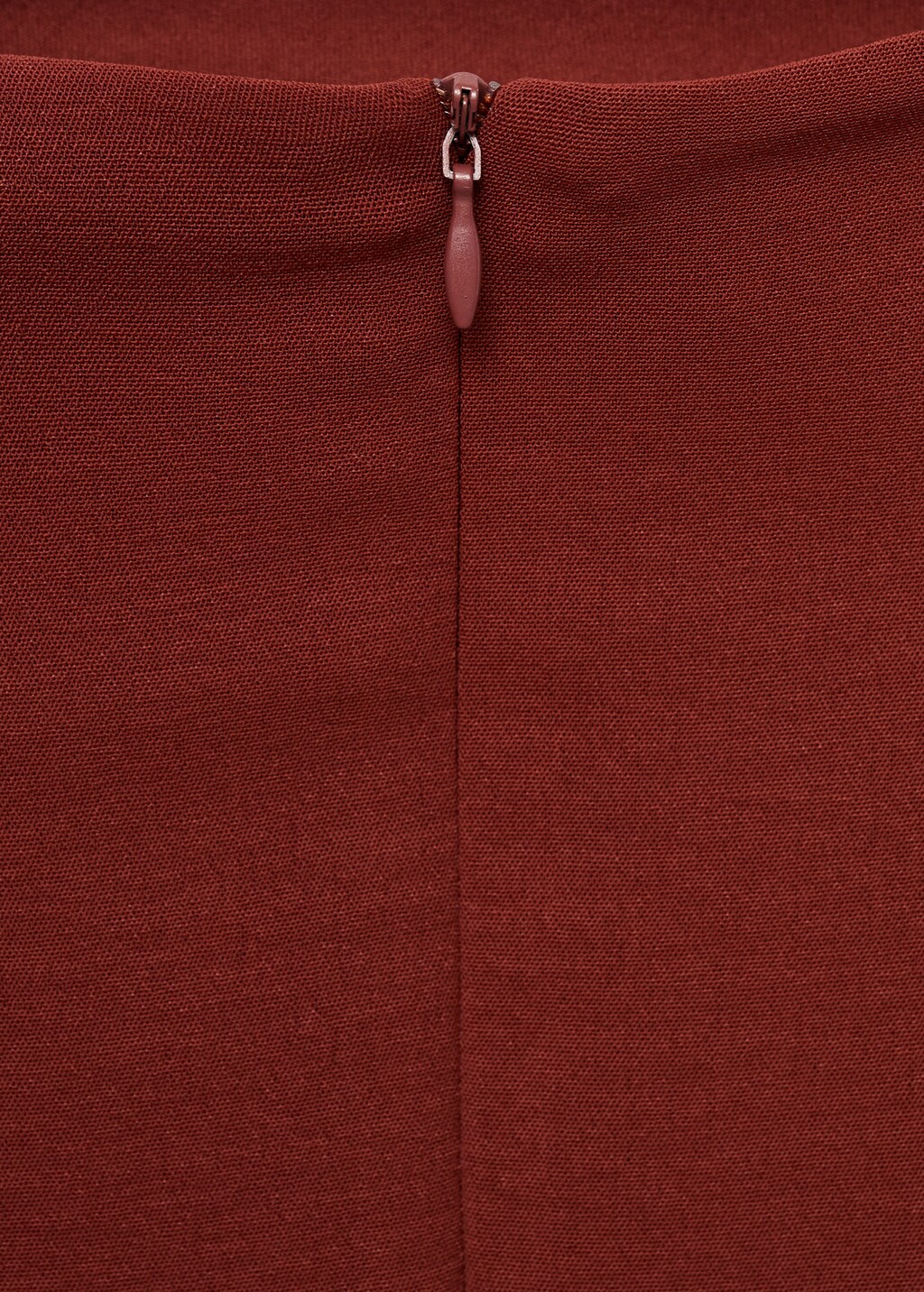 Ruched dress with knot detail