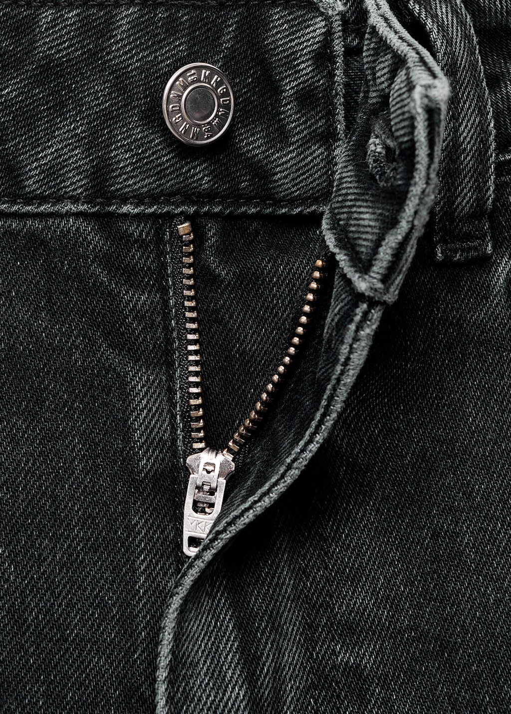 Mid-rise straight jeans