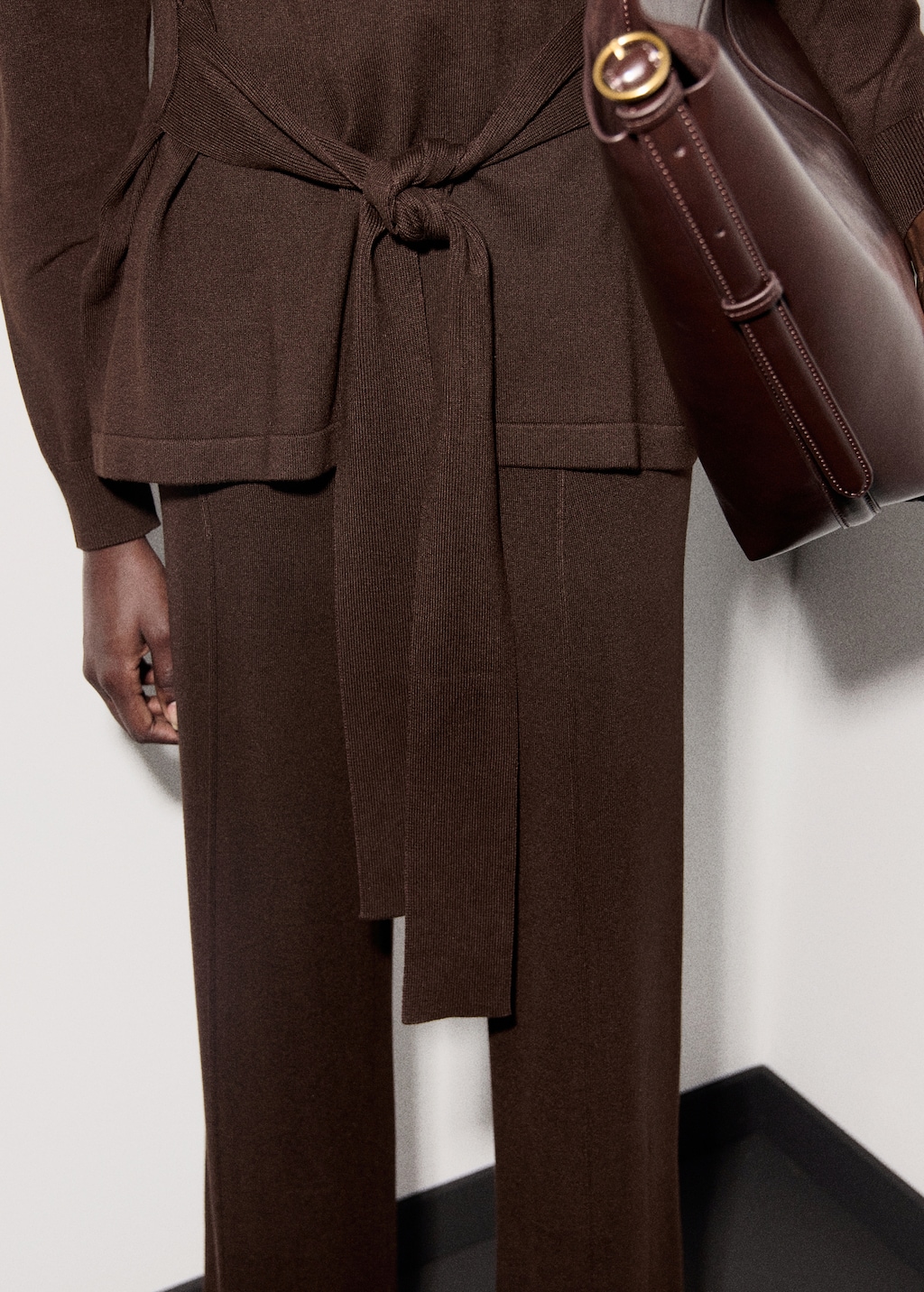 Knitted trousers with stitching detail