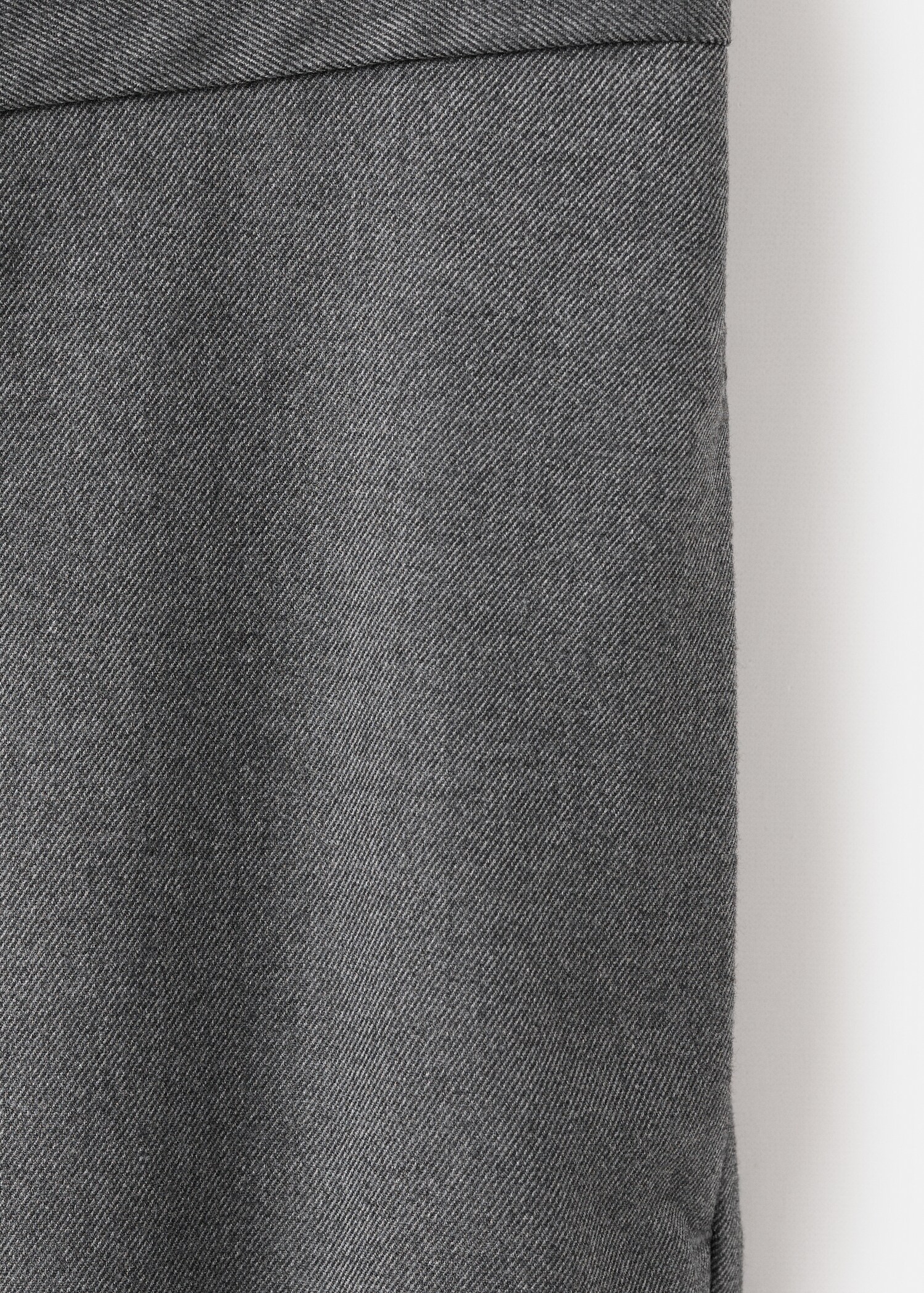 Flowy straight-fit trousers - Details of the article 0