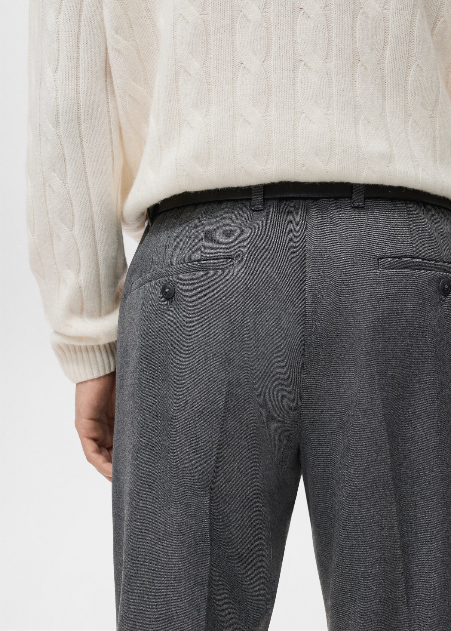 Flowy straight-fit trousers - Details of the article 6