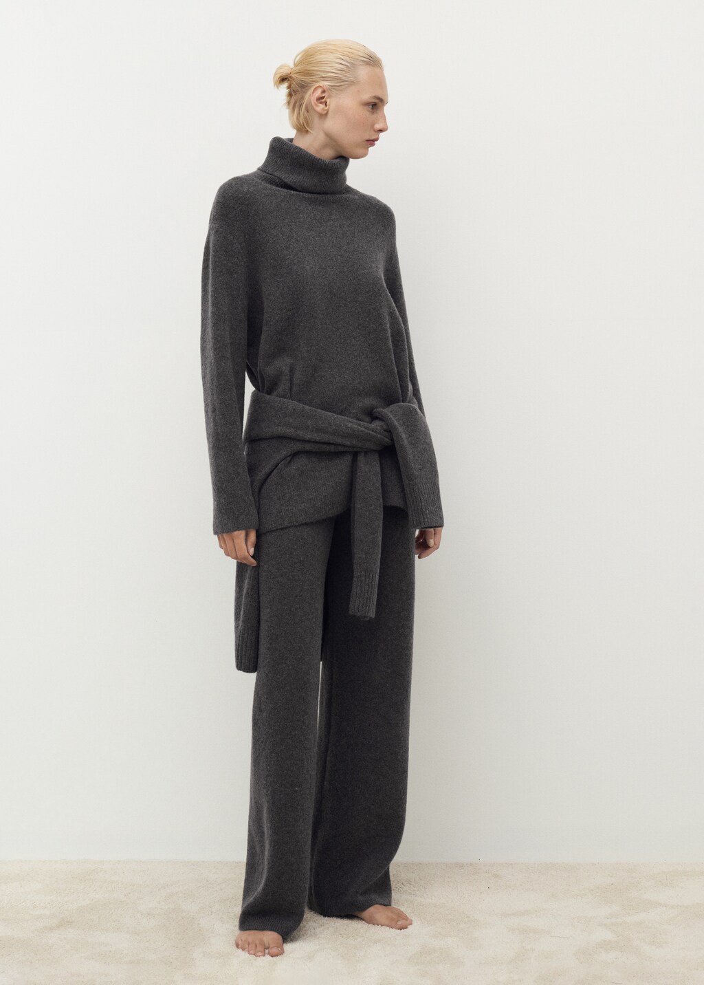 Turtleneck knit sweater