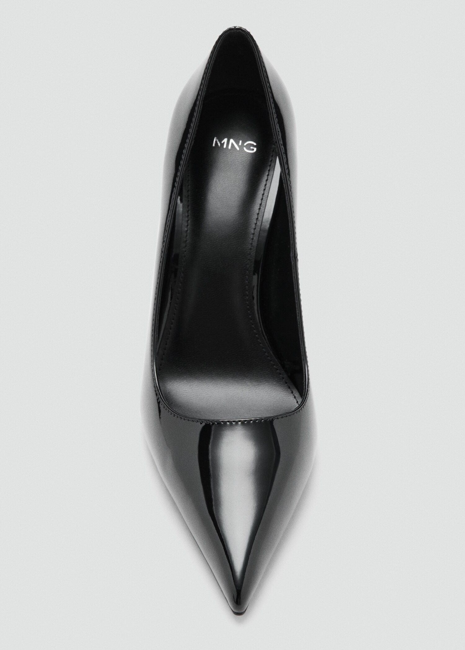 Patent leather heel shoes - Details of the article 3